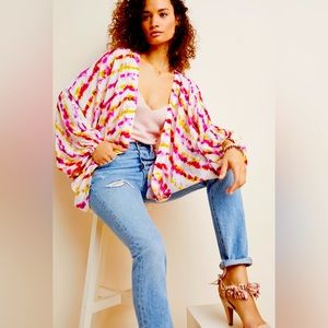 Anthropologie kimono batwing top. Cream w/ fuchsia hot pink gold stripe tie dye